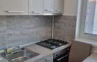 Apartament cu 2 camere decomandat în Apărătorii Patriei - 6 Apartament cu 2 camere decomandat în Apărătorii Patriei - 6