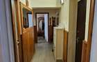 Apartament 2 camere decomandat la curte + garaj + lemnarie,
