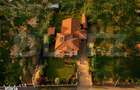 Vila de vanzare, 380 mp, zona Reghin