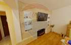 Apartament cu 4 camere de vanzare, Pia?a 1 Decembrie 1918 - 12