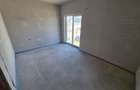 1/2 Duplex.  Langa Lidl. Asfalt.  Toate utilitatile.