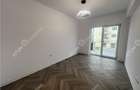 Apartament la cheie cu 3 camere 2 bai 2 bacoane zona Pictor Brana - 3