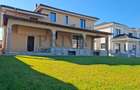 Casă spațioasă cu 5 camere, garaj și grădină amenajată –Cartier Slavic