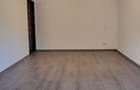 Apartament cu 3 camere decomandat în Central - 1