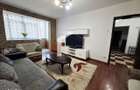 Apartament cu 3 camere, decomandat, zona Republicii - 8