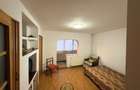 Apartament cu 3 camere decomandat în Micro 3 - 8
