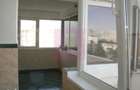 Apartament 3 camere pe bd Decebal - 2