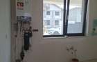 Casă cu 4 camere cu Teren 400 Mp în Pielești