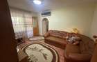 Apartament cu 3 camere semidecomandat în Central - 3