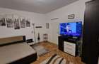 Proprietar, inchiriez apartament cu 2 camere confort marit, decomandat, et. 3/4, zona semicentrala (Plopilor vechi) cu garaj. - 1