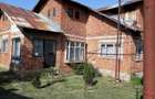 Casă cu 4 camere în Central - 2