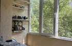 Apartament cu 3 camere decomandat în Km 4 - 6