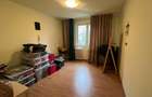 Apartament cu 4 camere decomandat în 1 Mai - 9