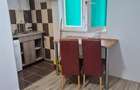 Apartament cu 2 camere decomandat în Rahova - 4