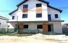 Duplex cu 5 camere cu Canalizare în Nord-Vest - 3