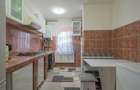 Apartament cu 3 camere decomandat în Tractorul - 6