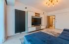 Apartament cu 3 camere decomandat în Tractorul - 2