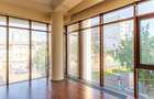 Apartament cu 3 camere decomandat în Giurgiului - 6