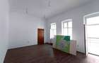 Spațiu comercial, de 35 mp, în Traian - 3