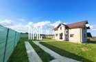 Casă individuală cu 3 camere cu Canalizare în Arhitecților - Calea Cisnădiei - 1