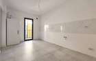 Apartament cu 3 camere decomandat în Titan - 18