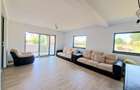 Duplex cu 3 camere cu Canalizare în Valu lui Traian - 3