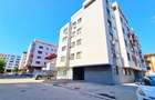 Apartament cu 5 camere si curte de 358 mp. - 24