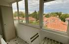Apartament cu 2 camere decomandat în Eroii Revoluției - 6