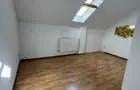 Apartament cu 3 camere decomandat în Giurgiului - 13