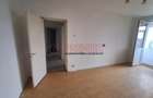 Apartament cu 3 camere decomandat în Giurgiului - 4