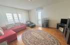 Apartament cu 4 camere decomandat în Victoriei - 1