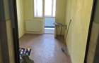 Vand apartament cu 3 camere etaj 4 - 6