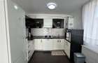 Apartament cu 3 camere decomandat în Tractorul - 2