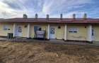 Casa cu 3 apartamente si 5.625mp teren - 5