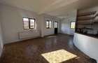 Casă individuală cu 6 camere cu Teren 2600 Mp în Central - 3