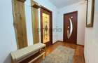 Apartament cu 3 camere decomandat în Centrul Civic - 4