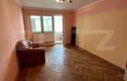 Apartament cu 4 camere semidecomandat, mobilat în Central - 1