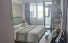 Apartament cu 4 camere decomandat în Tractorul - 8
