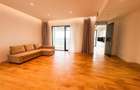 Apartament cu 4 camere decomandat în Herăstrău - 2