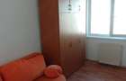 De vanzare apartament 3 camere - 2