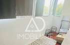 Apartament cu 3 camere semidecomandat în 9 Mai - 5