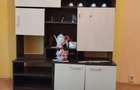 De vanzare  Apartament cu 3 camere - 2