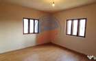 Casa Bradesti teren intravilan 7952 mp deschidere 33 m la DE 70 - Bradesti (Dolj)