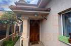 Casa renovata, ideala pentru familie zona Bratianu - 1