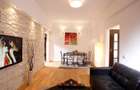 Apartament cu 3 camere decomandat în Central - 1