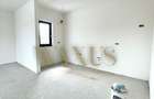 Apartament cu 3 camere semidecomandat în Central - 2