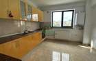 Apartament cu 3 camere decomandat în Central - 10