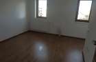 Apartament cu 3 camere decomandat în Tractorul - 8