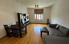 Apartament cu 3 camere decomandat în P-ța Victoriei - 3