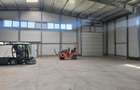 Spațiu industrial, de 585 mp, în Est - 3